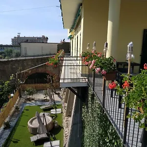 Casa Delle Ginestre Bike Appart hôtel
