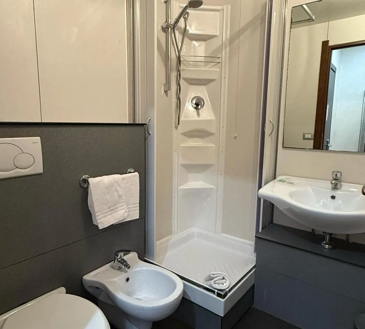 Hotel Via Palazzo Sanremo 2*,